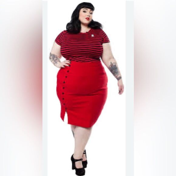 Sourpuss red pencil skirt with black buttons details size XXL - Picture 1 of 7